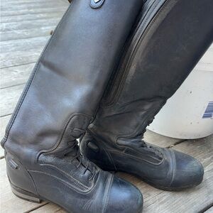 Kids Black Ovation Riding Boots size 4